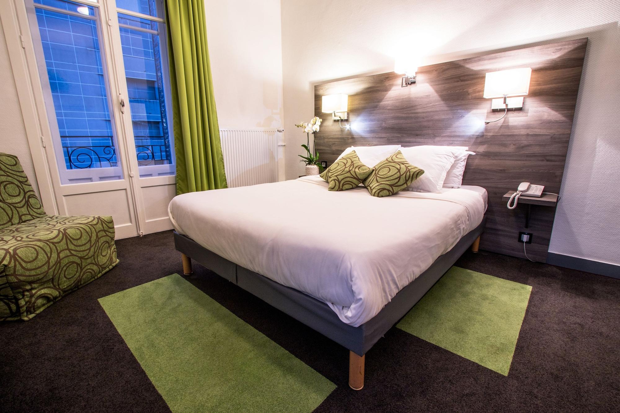 Hotel Actuel Chambery Centre Gare Exterior photo