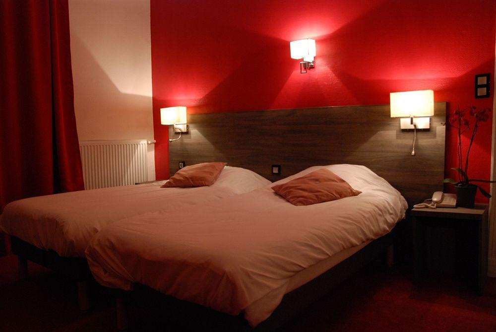 Hotel Actuel Chambery Centre Gare Exterior photo