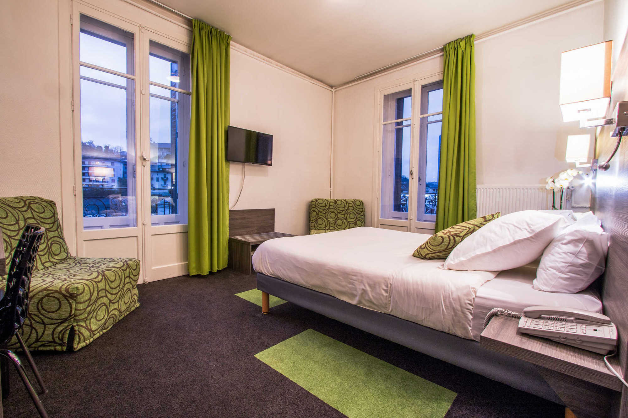Hotel Actuel Chambery Centre Gare Room photo